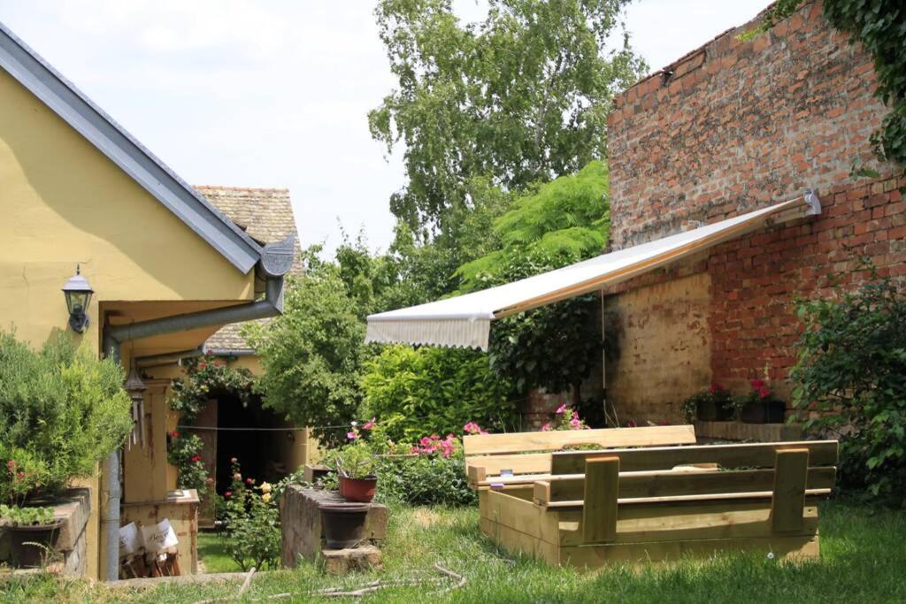 Apartman Brankova Kuca Sremski Karlovci Buitenkant foto